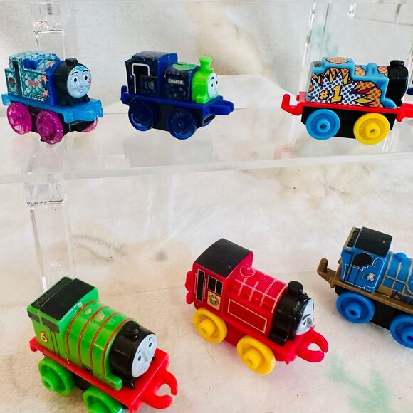 Thomas the Train Mini Train Bundle - Picture 3 of 7